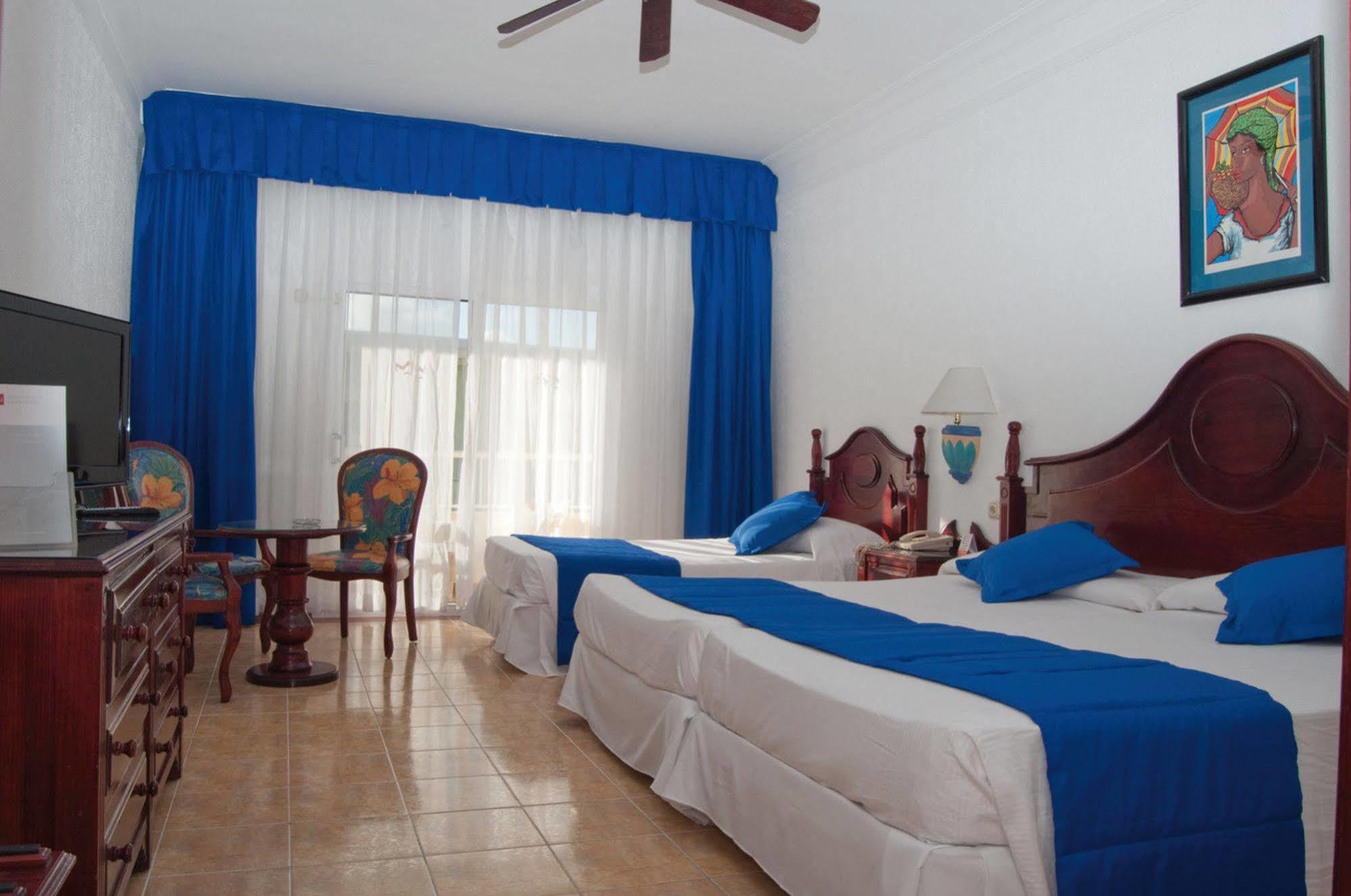 Hotel Senator Puerto Plata Vip Extérieur photo